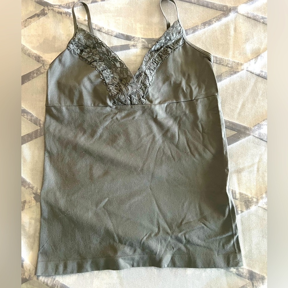 Gray tank top